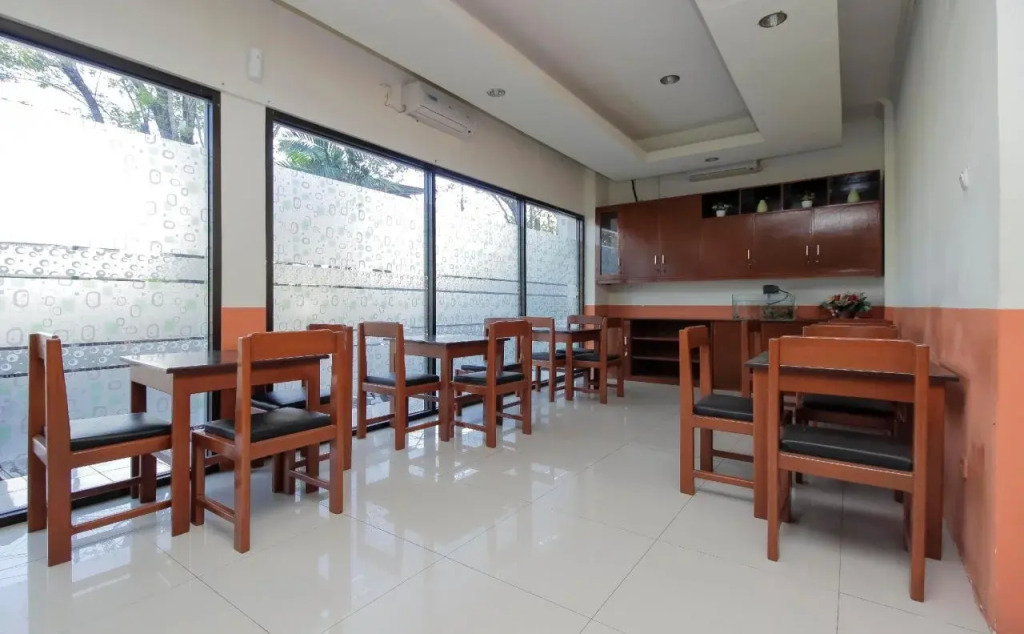 RedDoorz Near Jalan Jendral Sudirman
