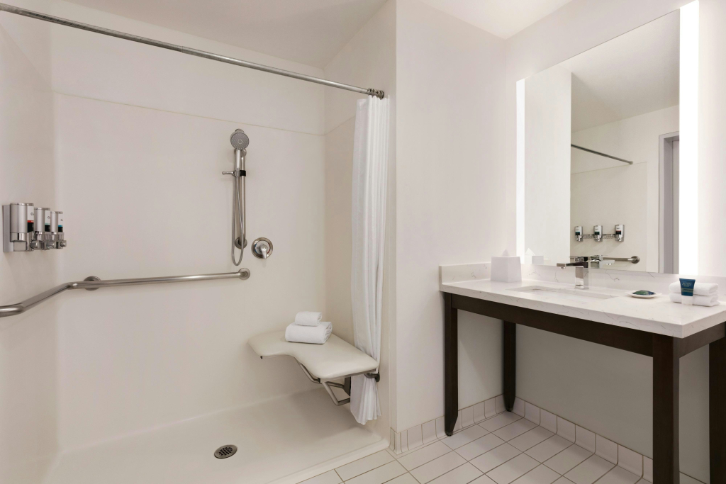 Four Points by Sheraton Sacramento Airport