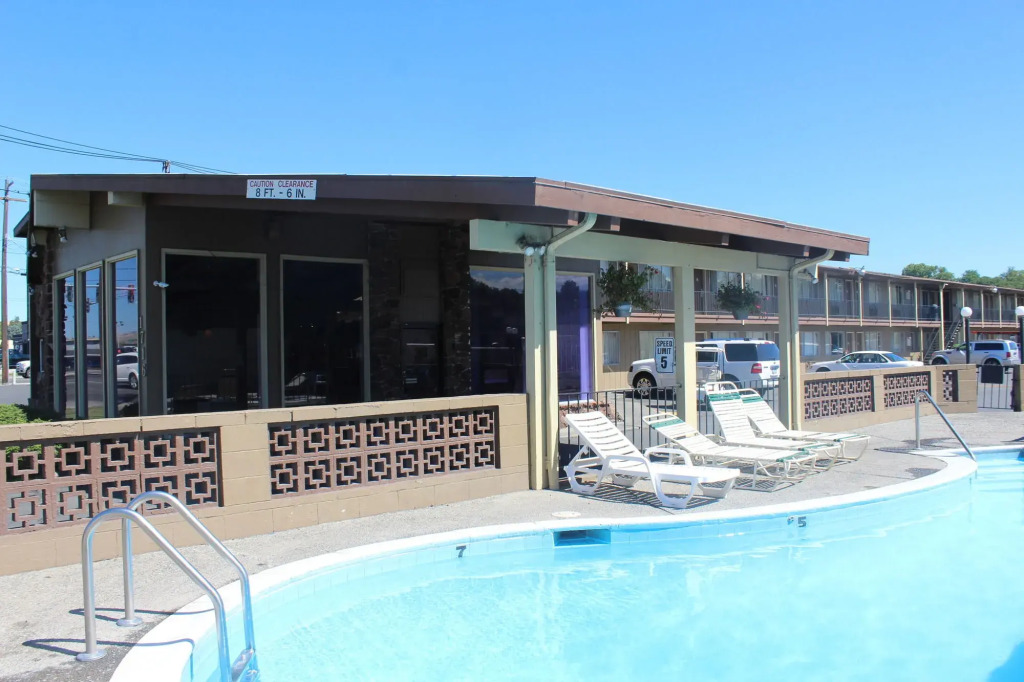 Отель Льюистона Cedars Inn Lewiston
