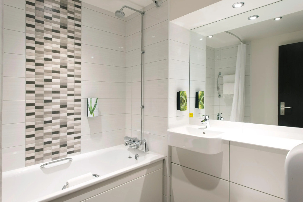 Premier Inn Bournemouth East Cliff