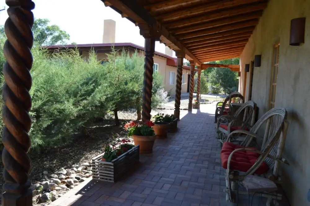 American Artists Gallery House B & B