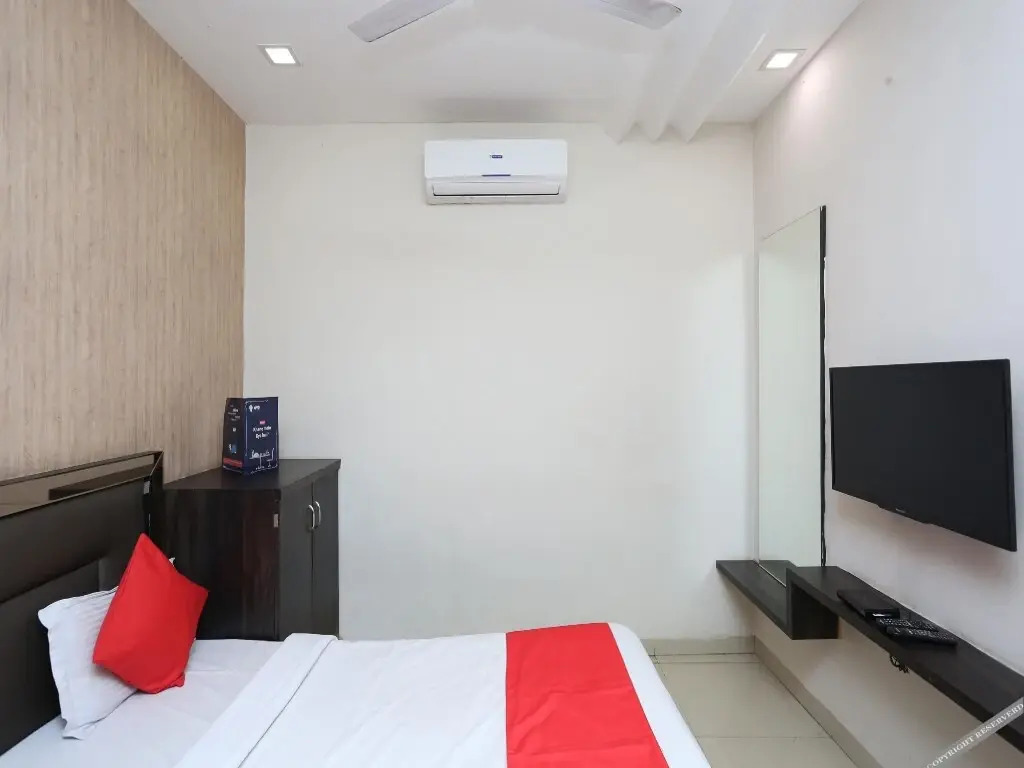 Hotel Kiran by OYO Rooms