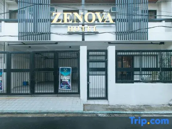 RedDoorz at Zenova Hotel