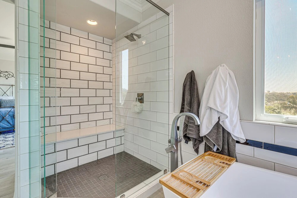LA Costa Valley Newly Remodeled Gem