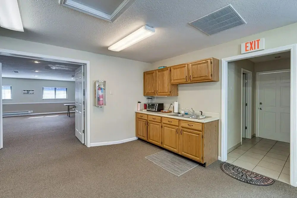 Lakefront Osage Beach Abode w/ Grill & Pool Access
