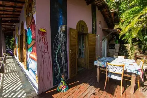 Surftopia Surf House