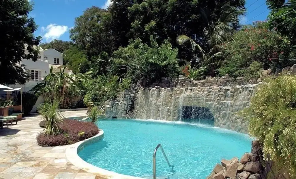 Jalousie at Mullins Bay