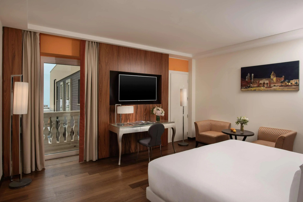 Отель NH Collection Taormina