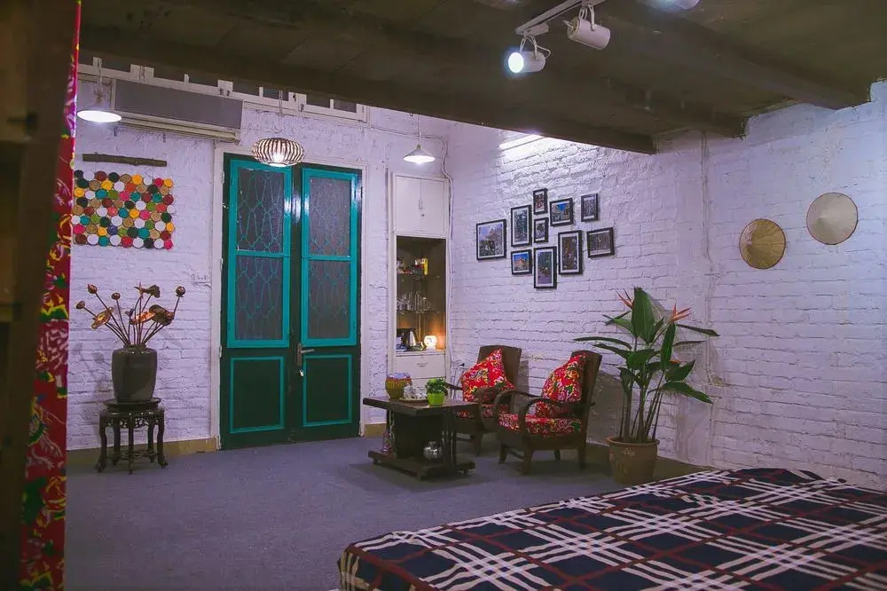 Hanoi 1990s Homestay