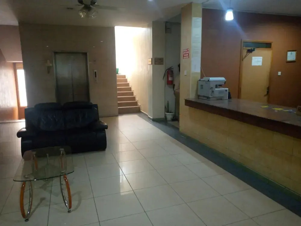 DOUBLE FIVE HOTEL