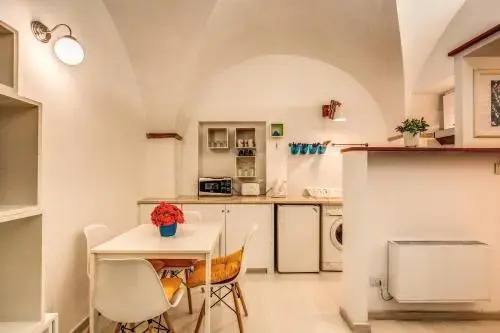 Coronari stylish apartment