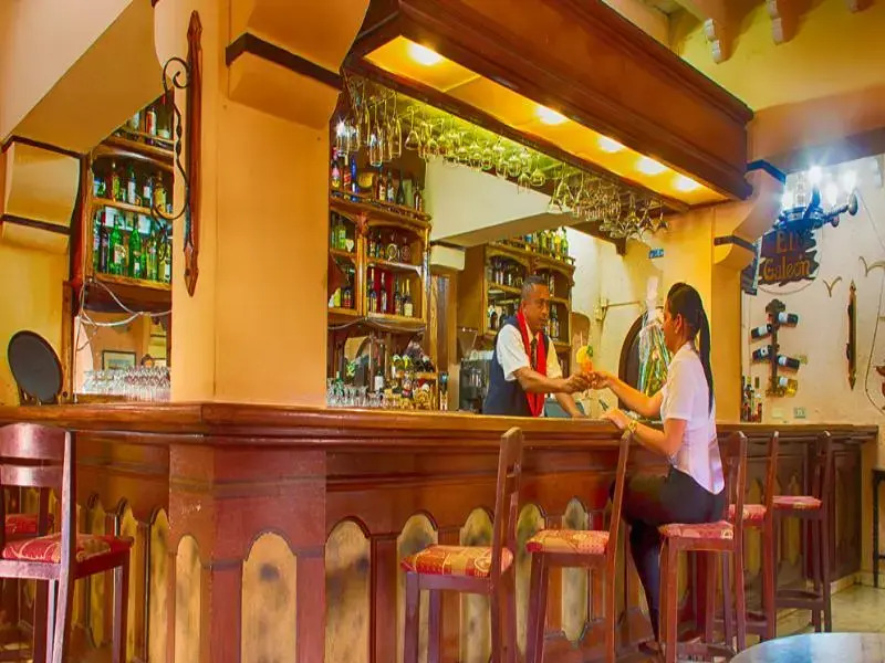 Hotel Dos Mares