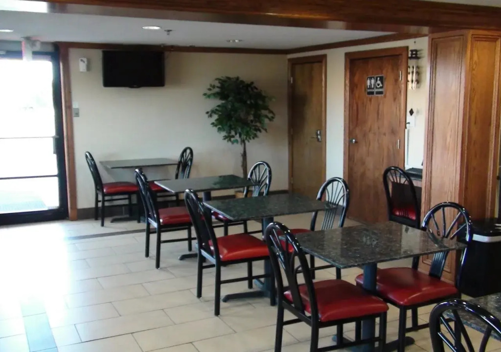 Motel 6 Oklahoma City OK Frontier City