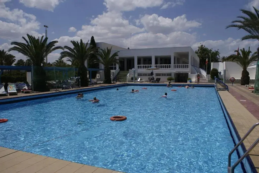 El Mouradi Club Selima