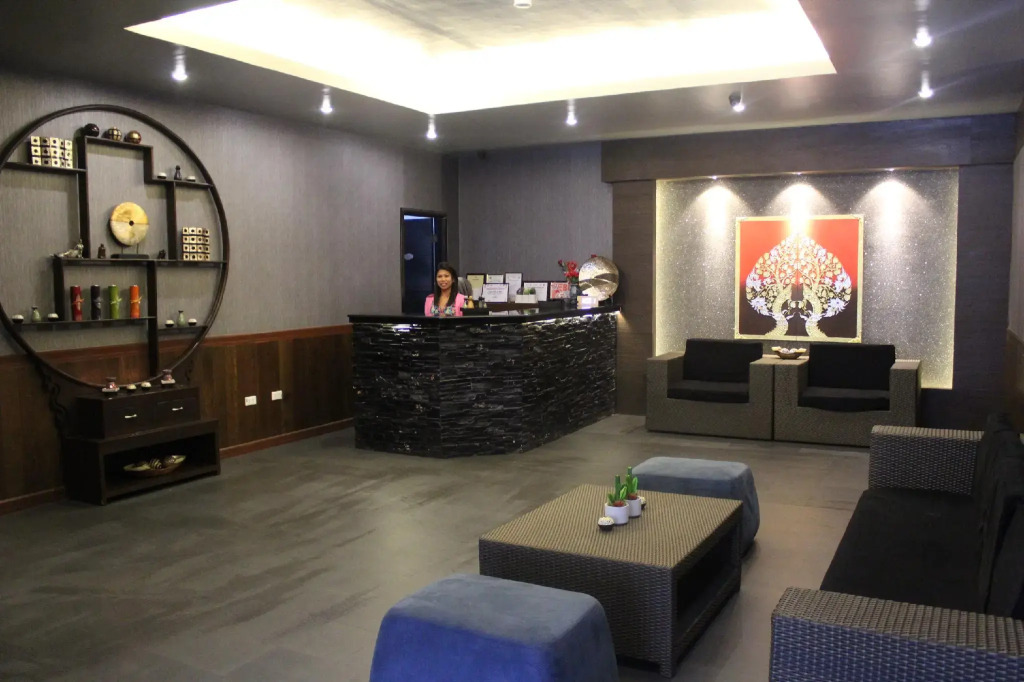 Golden Sam Resort