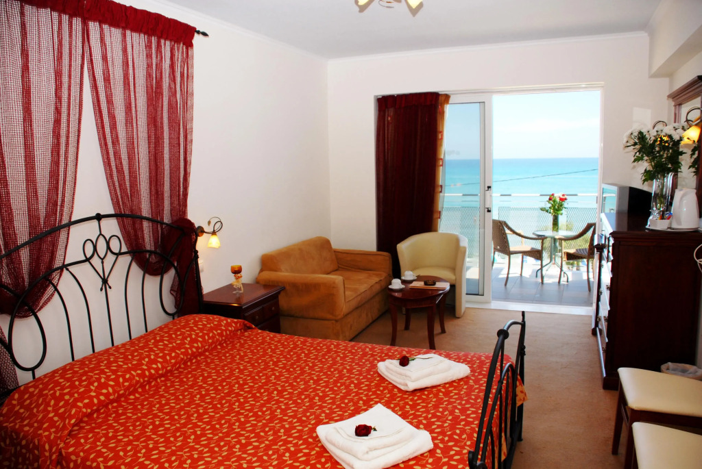 Zante Maris Suites