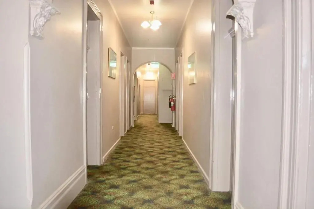 Commercial Hotel Motel Lithgow
