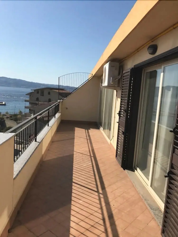 Casa sullo stretto
