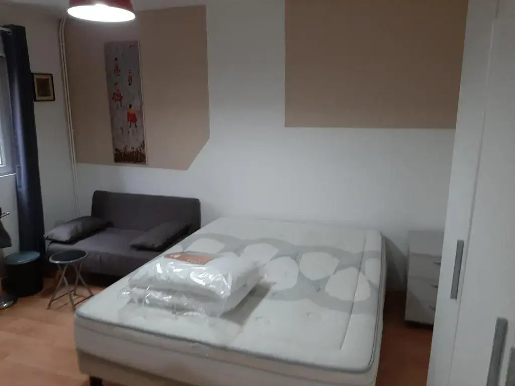 Studio charmant tout équipé