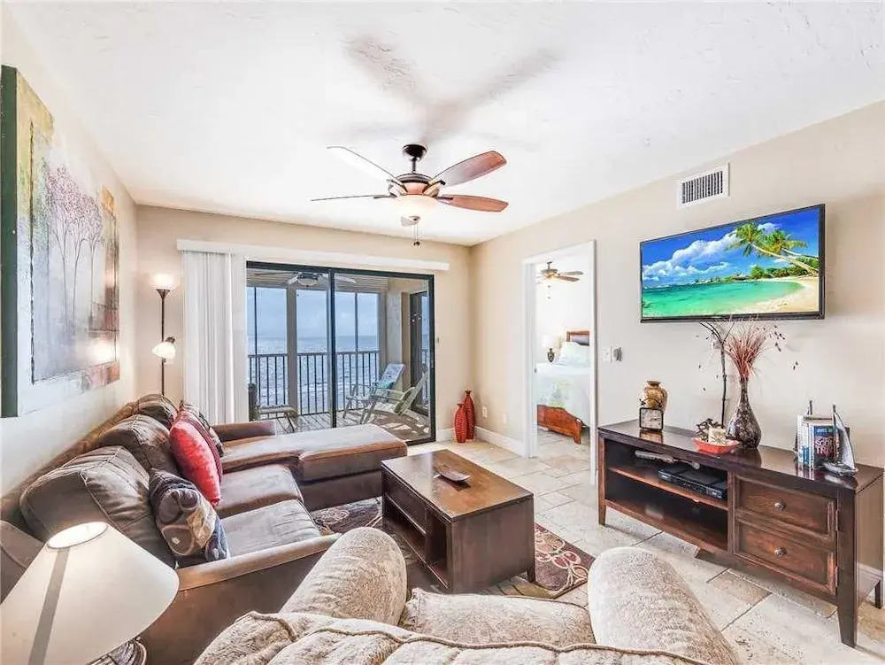 Smugglers Cove 4B6 - Two Bedroom Condo