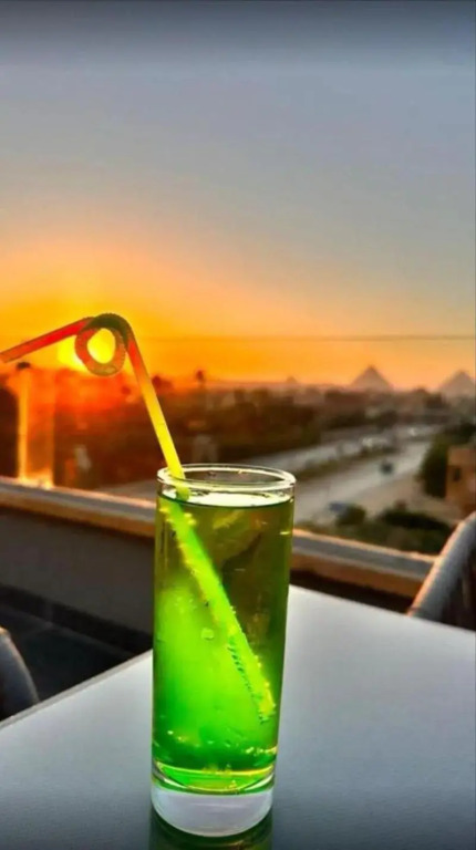 Pyramids sunrise inn