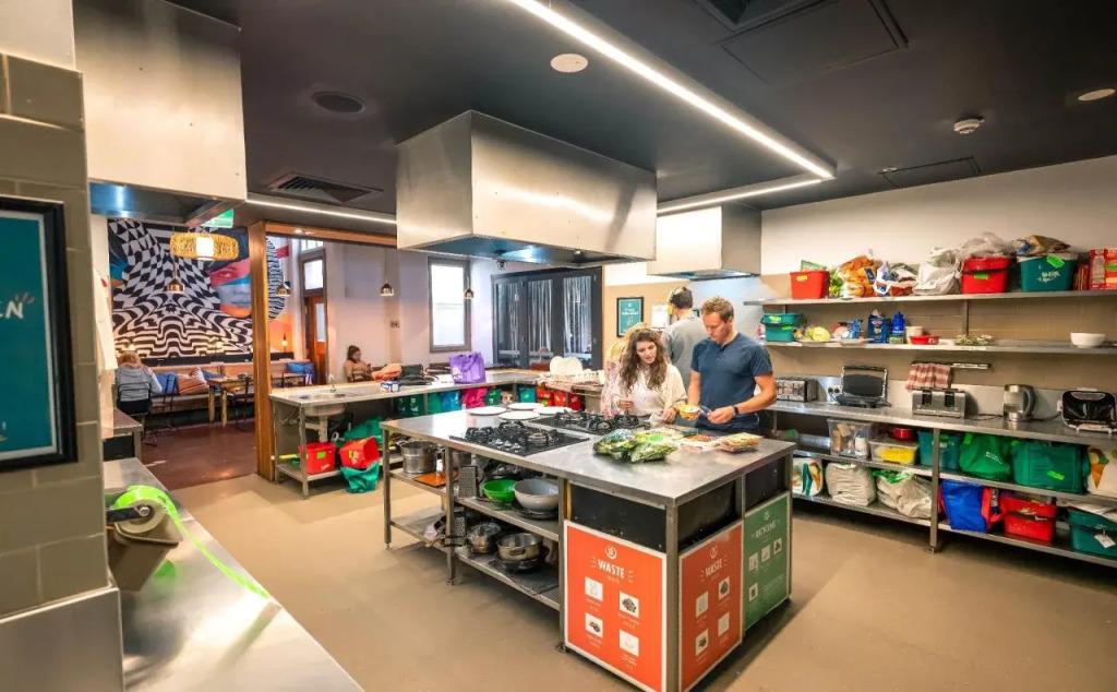 YHA Melbourne Central