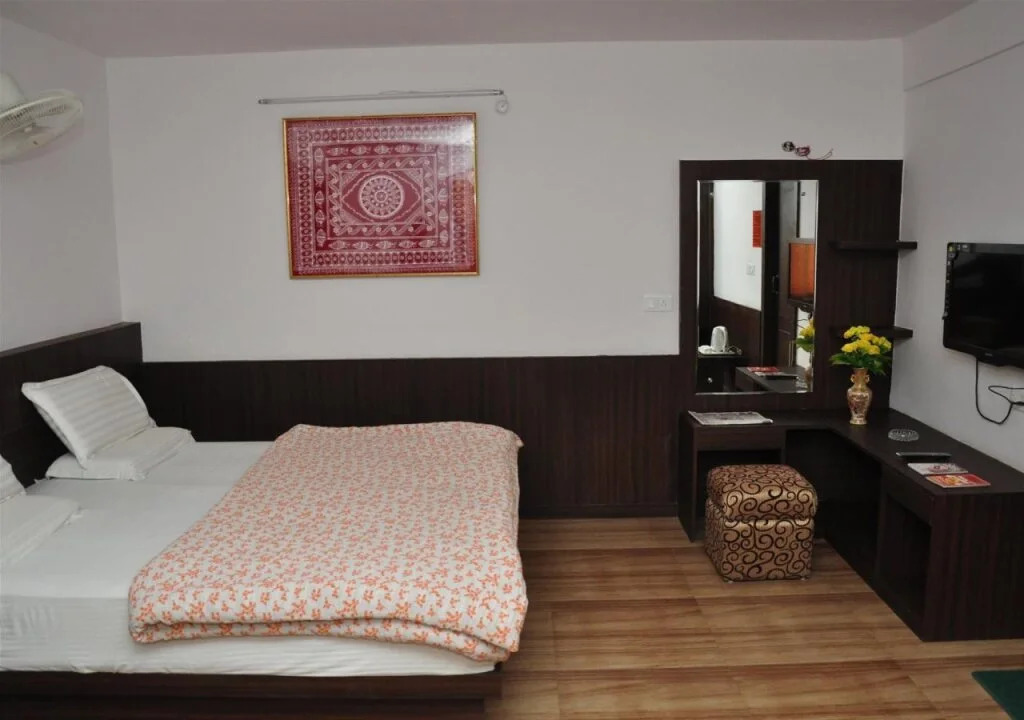 Travellers Paradise Nainital