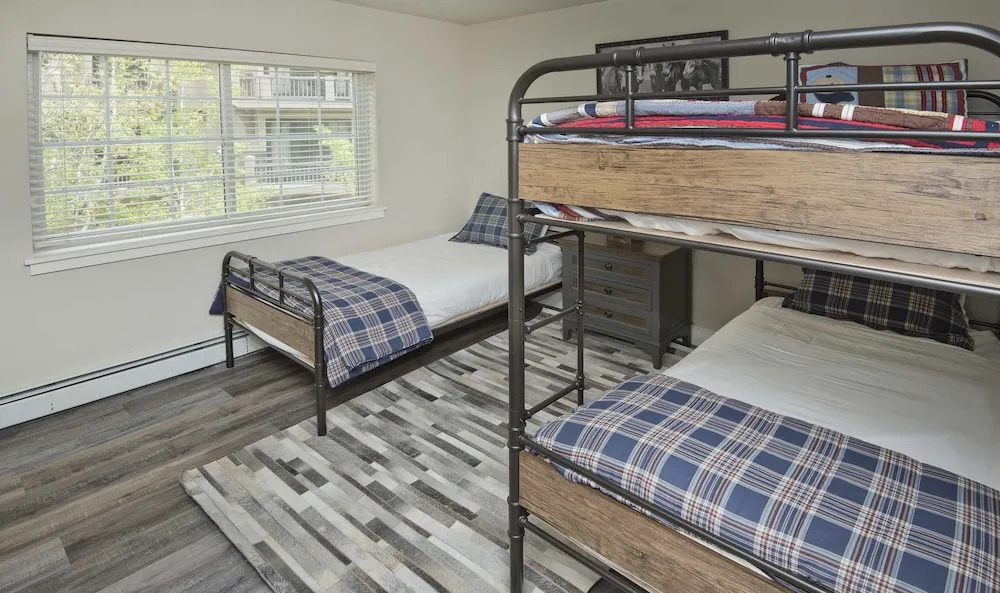 9 Vail Rd. #26 3 Bedroom Condo by RedAwning