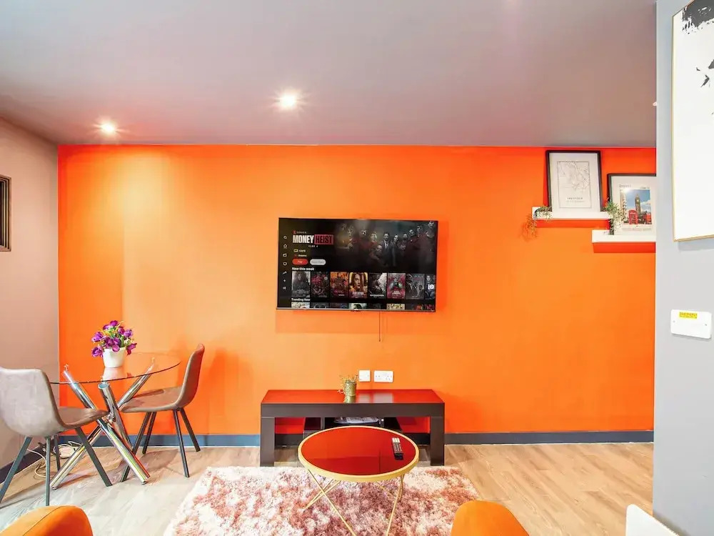 Bright and Spacious Studio in Sheffield Centre