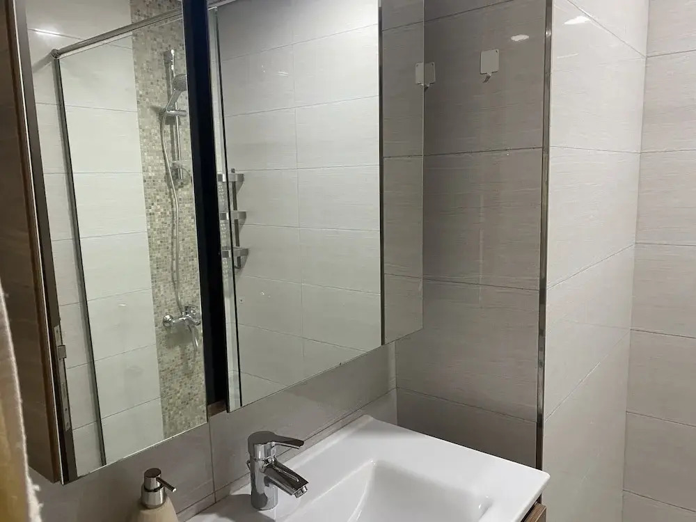 La mer Specious Apartment