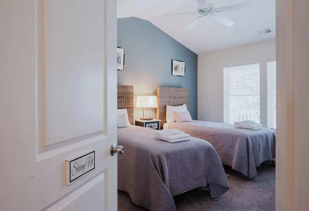 Mary Margaret Cottage - Spacious 4 Bed Coastal Home, Historic Old Town Bluffton