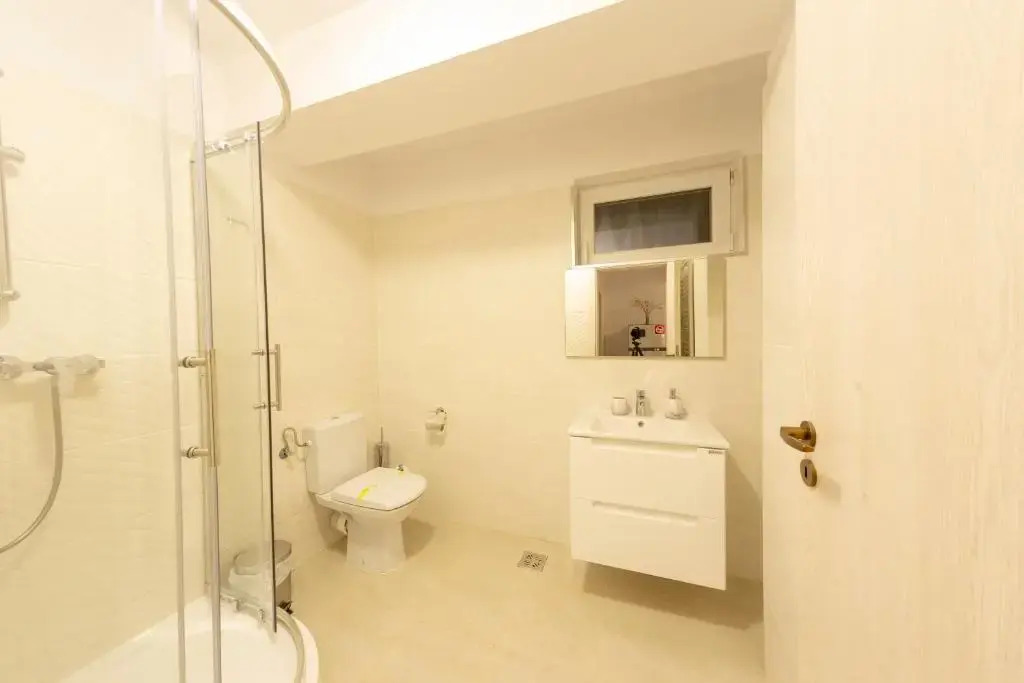 Crema Residence