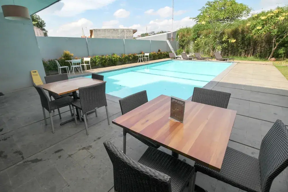 Airy Candisari Sisingamangaraja 4 Semarang