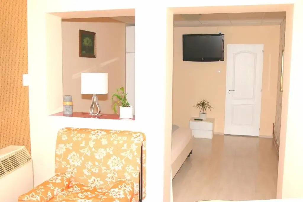 yox apartment 5