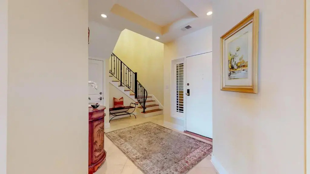 7124 Harbourside I