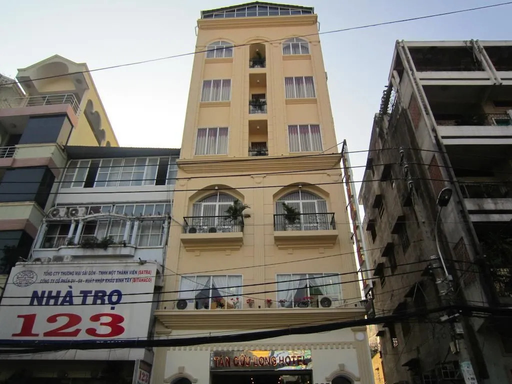Tan Cuu Long Hotel