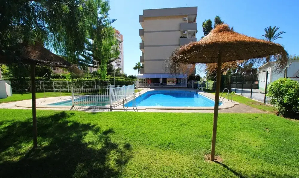 Corintio 4º G - Apartamento a 400m de la playa