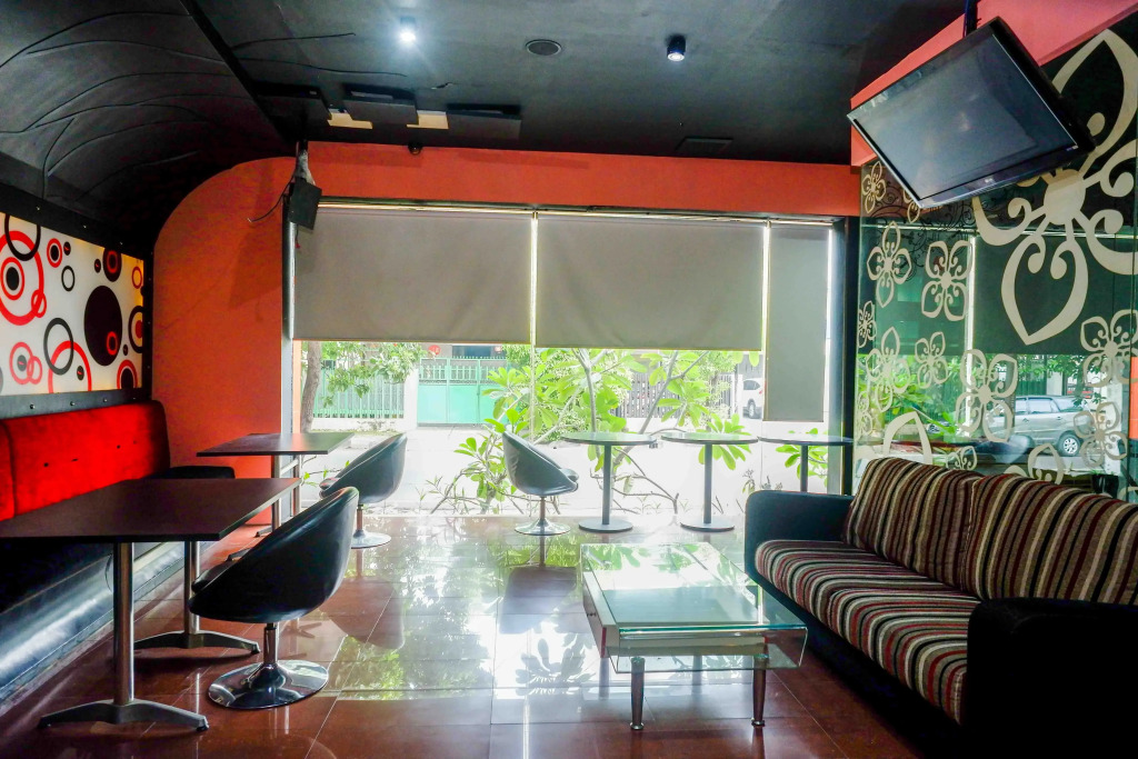 Sans Hotel International Surabaya