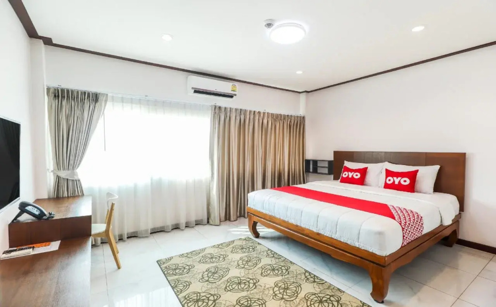 De Phunchai Hometel