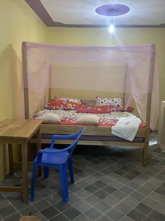 020-16 Airbnbs