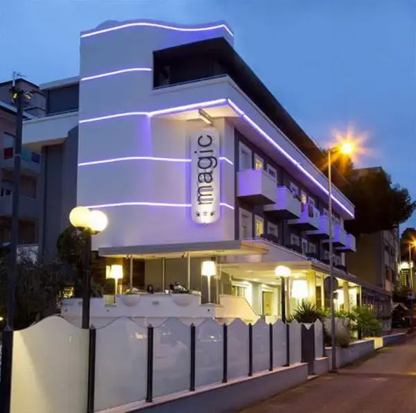Hotel Magic