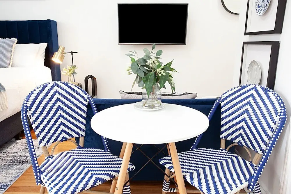 Bright and Beautiful Studio in Quiet Neighbourhood