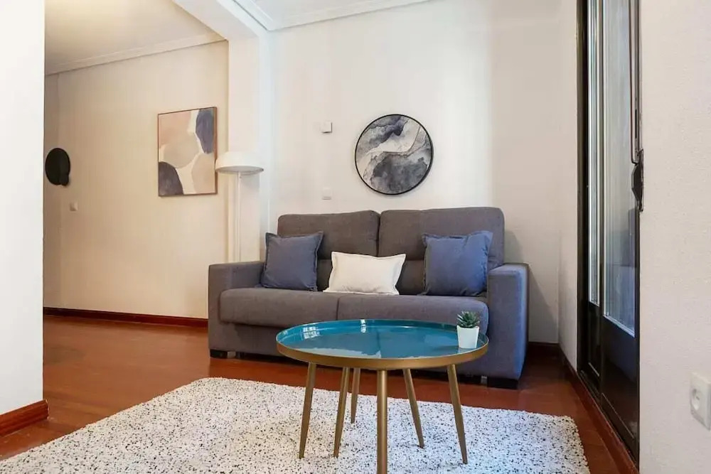 Bright &Modern 1Bed Apt,Sleeps 3 nr La Latina