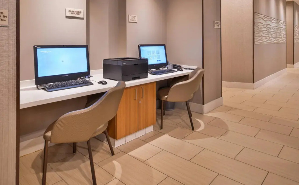 SpringHill Suites Irvine John Wayne Airport / Orange County