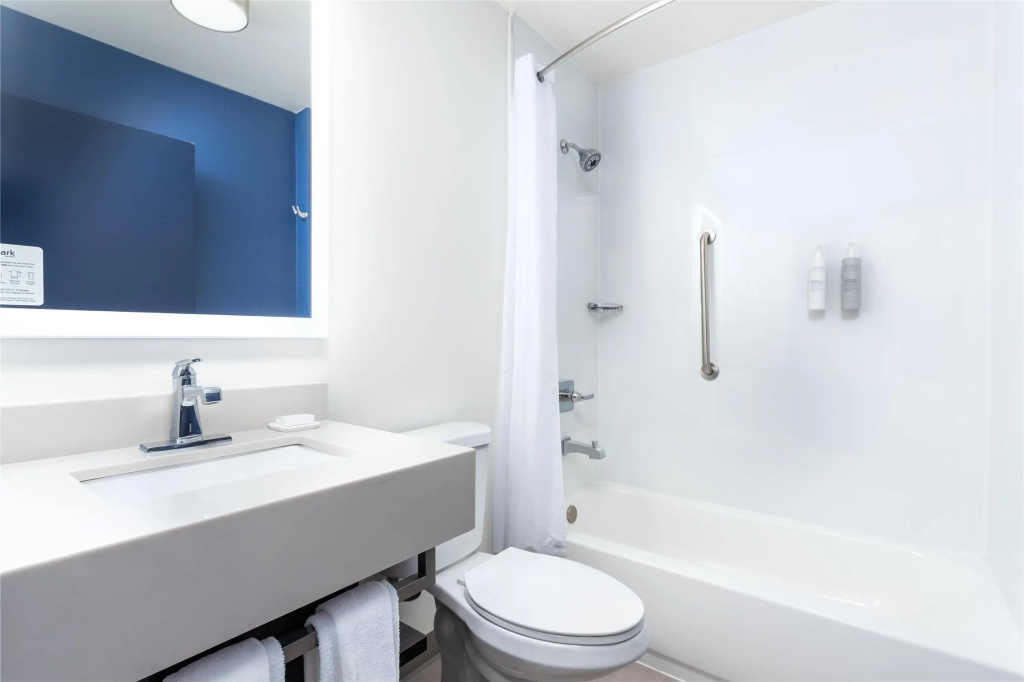 Spark by Hilton Clarion