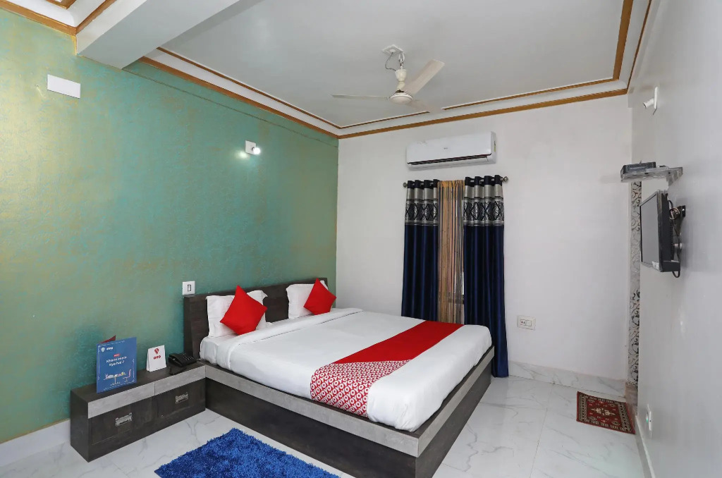 Hotel O Aradhya Residency