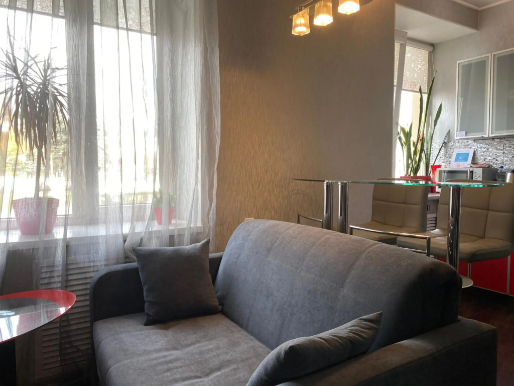 Modern luxury studio in the center of Kharkiv at Konstitutsii Square