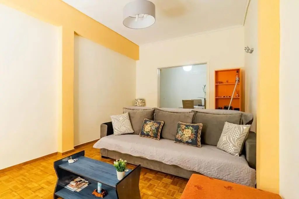 Bright,Comfort Renovated House(107m²) in the heart of Athens