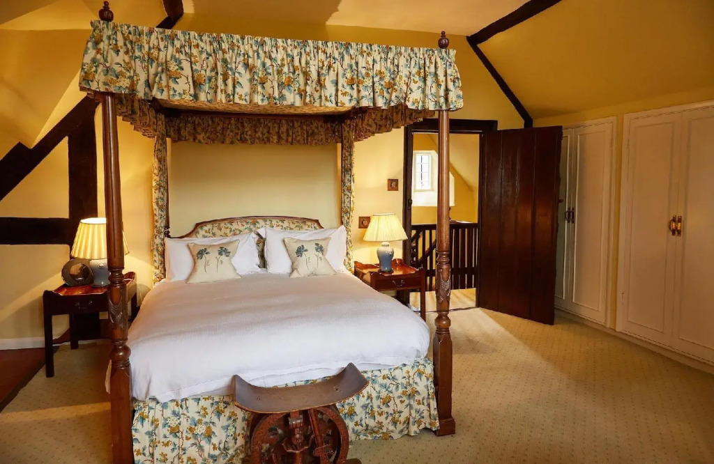 Ockenden Manor Hotel & Spa