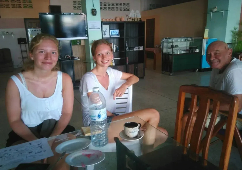 Cube Hostel Krabi